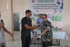 Sarasehan-Teknologi-Pupuk-Berimbang-dan-Agens-Hayati-Sebagai-Solusi-Peningkatan-Produksi-Pertanian-Madiun-27-Oktober-2015-100_7767